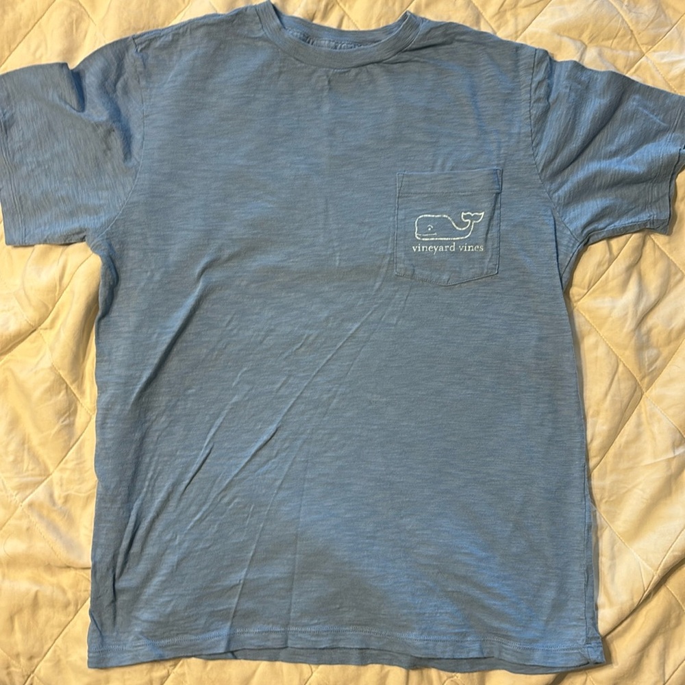 Men’s Vineyard Vines pocket tee - S